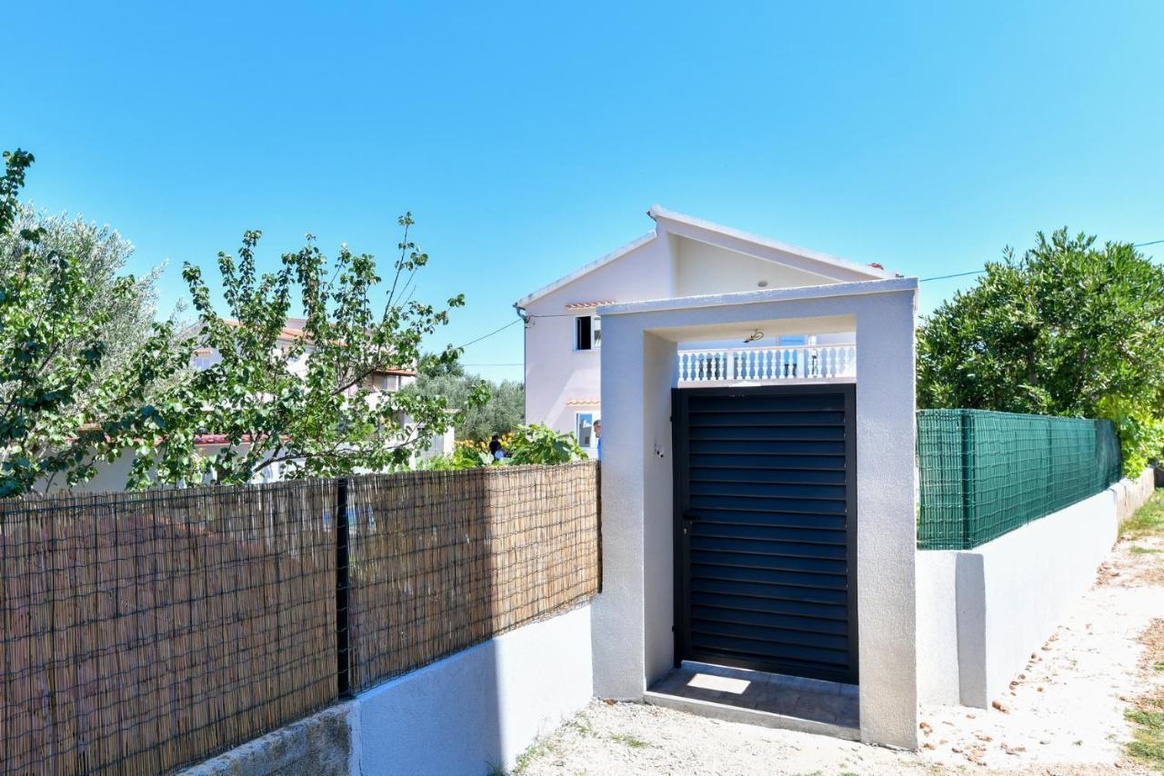 Pool House Luka Daire Zadar Dış mekan fotoğraf