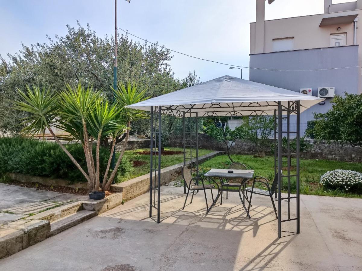 Pool House Luka Daire Zadar Dış mekan fotoğraf
