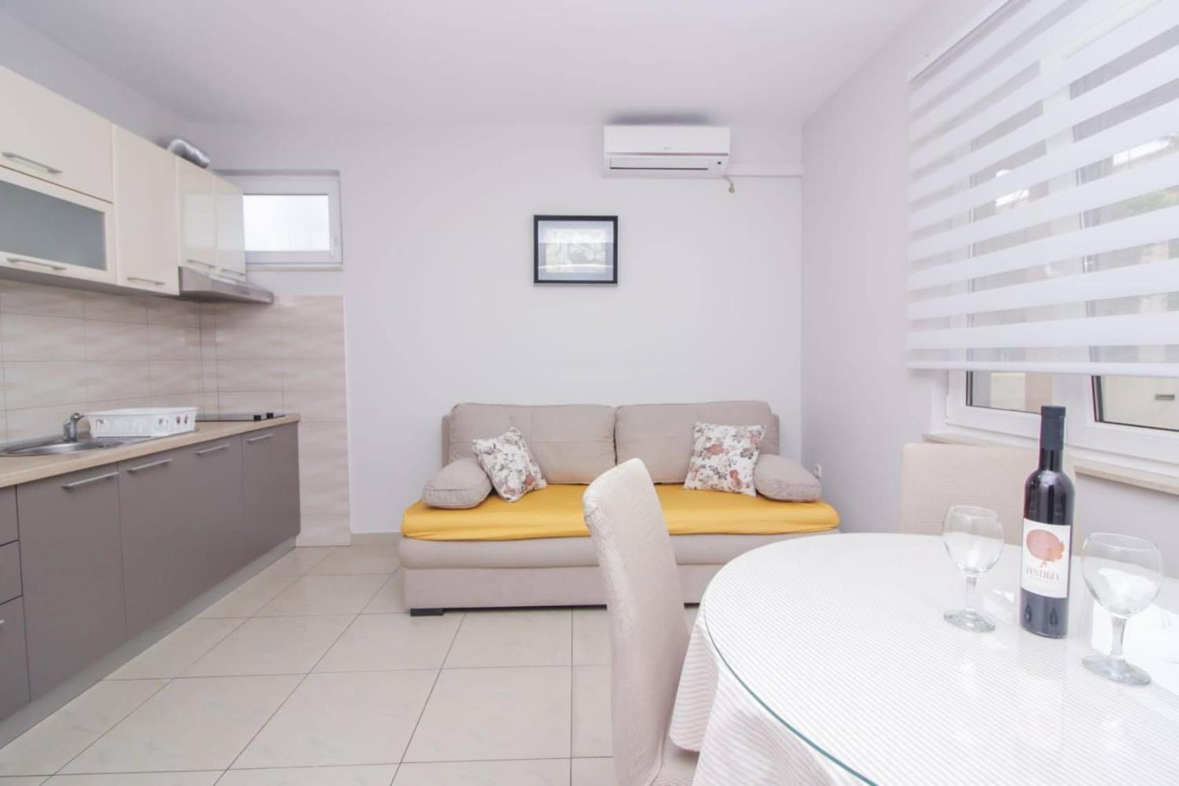 Pool House Luka Daire Zadar Dış mekan fotoğraf
